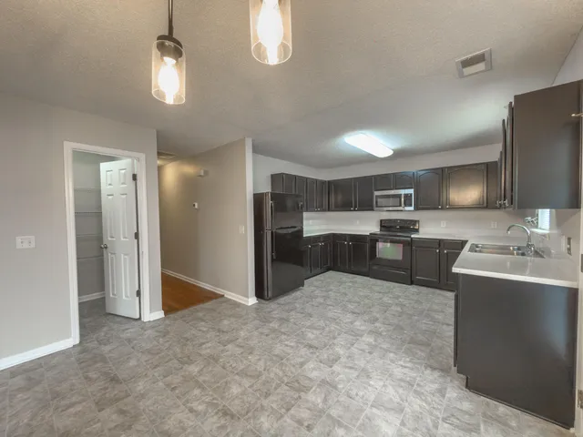 $2,800 | 440 Dovetail Circle, Summerville, SC 29483