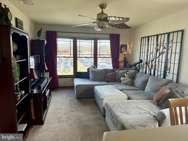 $2,300 | 507 North Main Street, Glassboro, NJ 08028