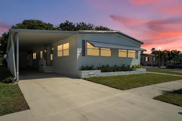 $235,000 | 113 Northwest 52nd Court, Deerfield Beach, FL 33064