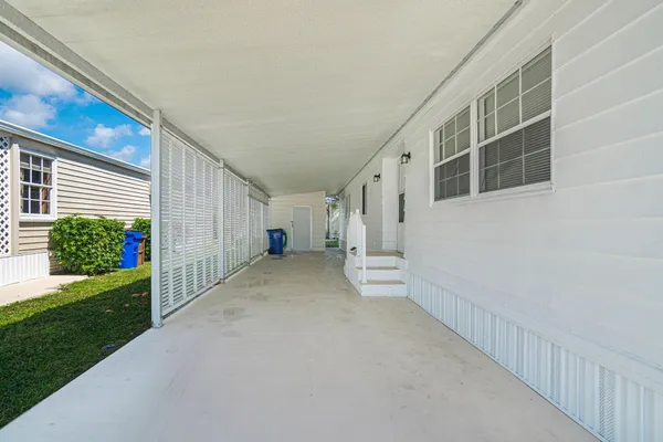 $235,000 | 113 Northwest 52nd Court, Deerfield Beach, FL 33064