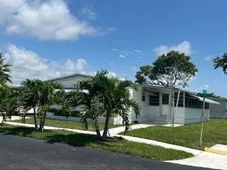 $235,000 | 113 Northwest 52nd Court, Deerfield Beach, FL 33064