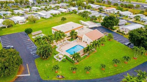 $235,000 | 113 Northwest 52nd Court, Deerfield Beach, FL 33064