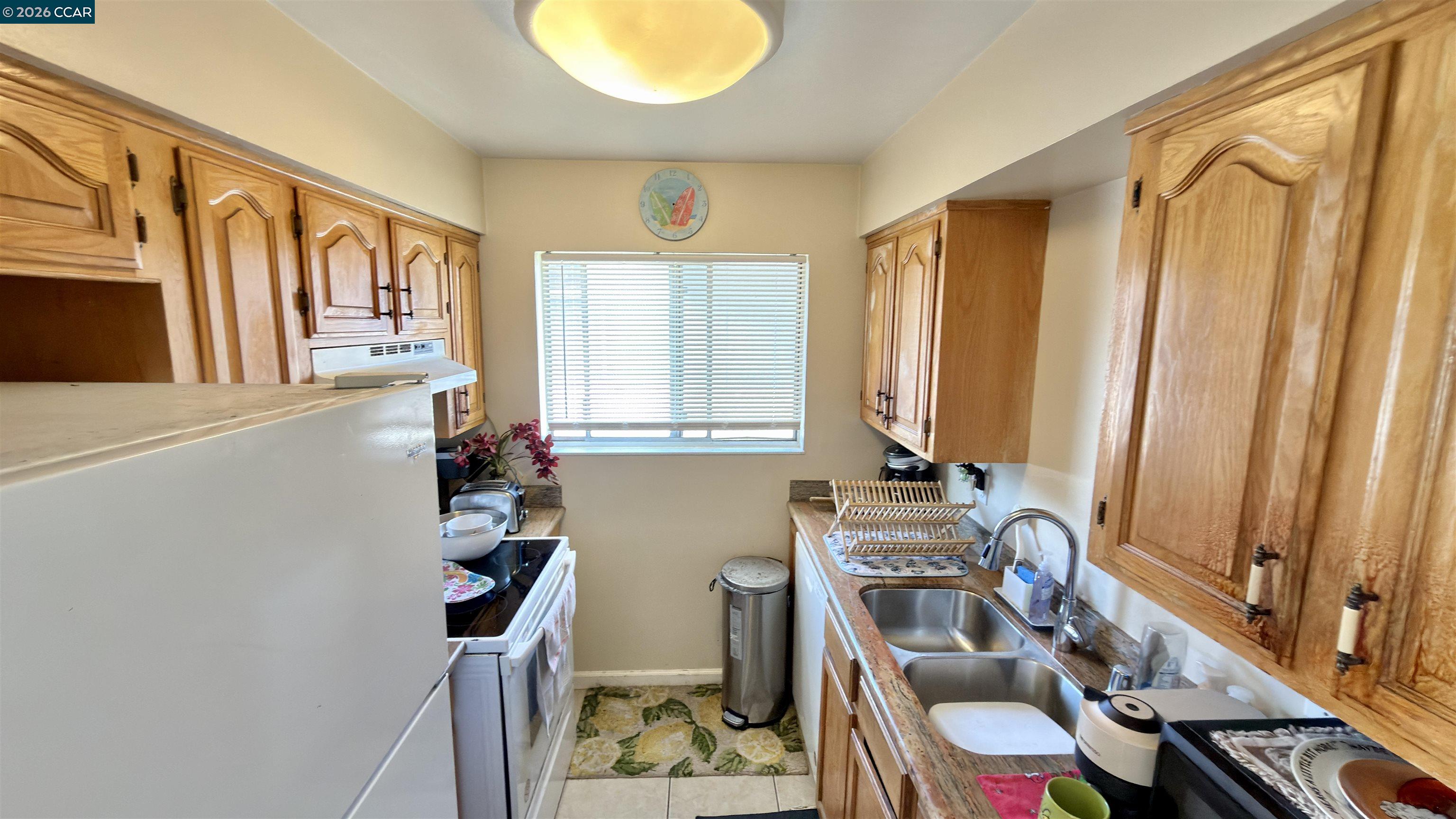 1360 Del Rio Court, Unit 4 Concord, CA 94518 - Photo 11 of 19 a view of a room with furniture and window