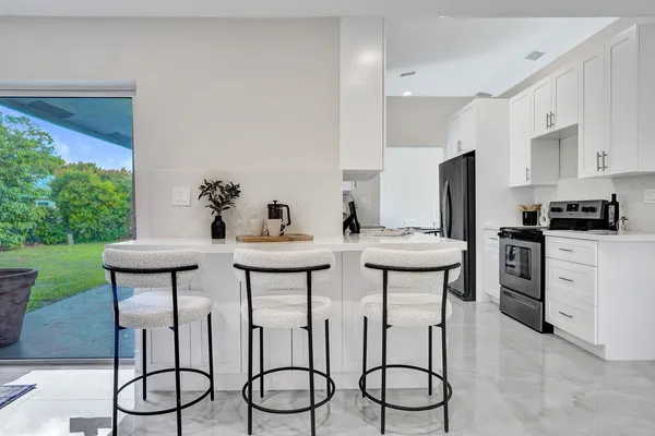 $675,000 | 2881 Northwest 98th Way, Coral Springs, FL 33065