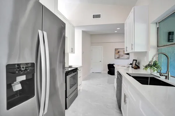 $675,000 | 2881 Northwest 98th Way, Coral Springs, FL 33065