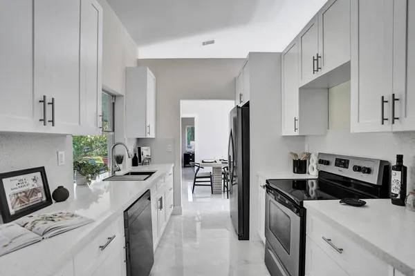 $675,000 | 2881 Northwest 98th Way, Coral Springs, FL 33065