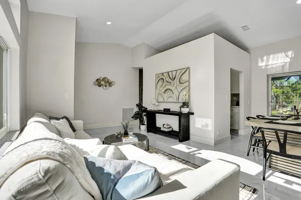 $675,000 | 2881 Northwest 98th Way, Coral Springs, FL 33065