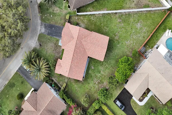 $675,000 | 2881 Northwest 98th Way, Coral Springs, FL 33065