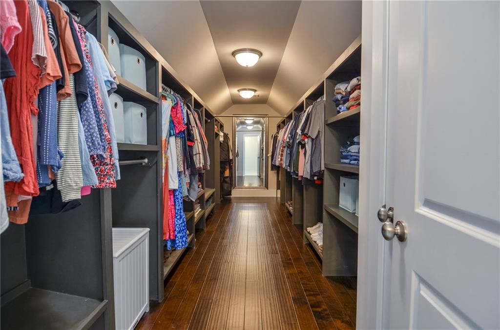 4250 Castlewood Road Cumming, GA 30040 - Photo 32 of 63