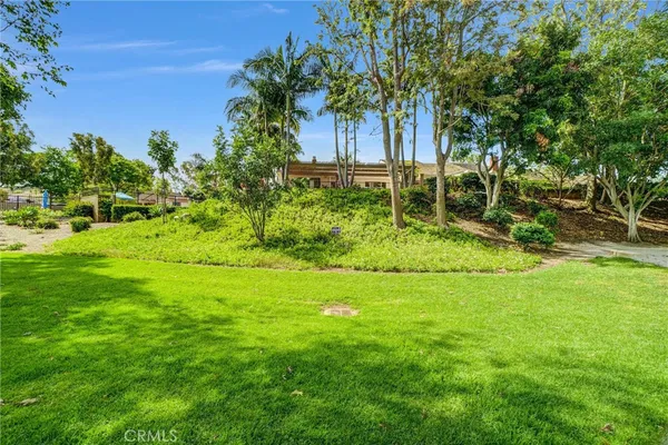 $1,730,000 | 2 Featherwood, Irvine, CA 92612