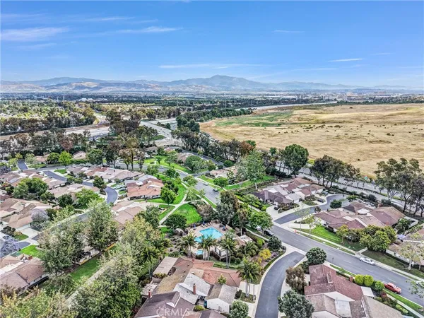 $1,730,000 | 2 Featherwood, Irvine, CA 92612