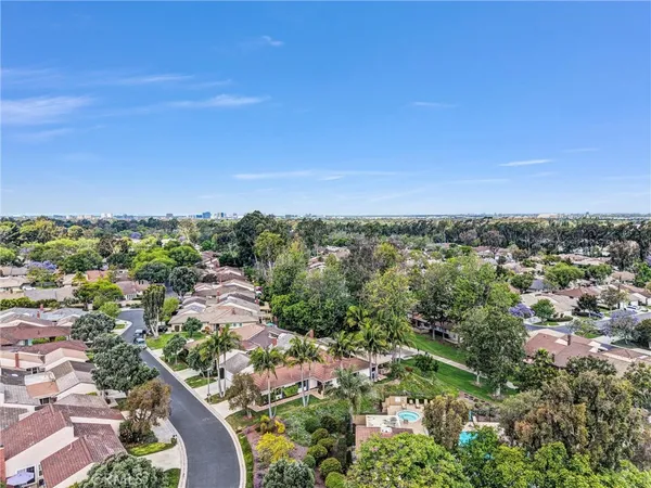 $1,730,000 | 2 Featherwood, Irvine, CA 92612