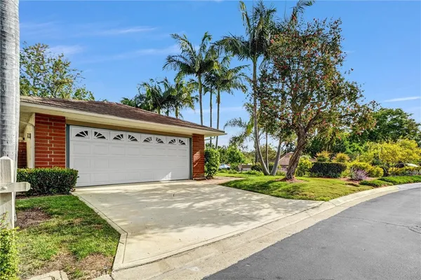 $1,730,000 | 2 Featherwood, Irvine, CA 92612