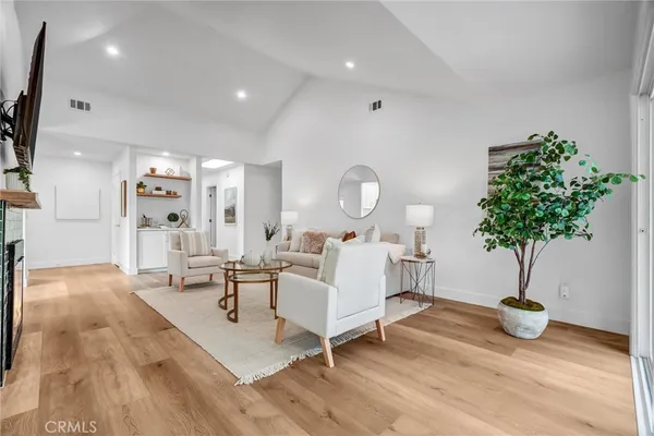 $1,730,000 | 2 Featherwood, Irvine, CA 92612