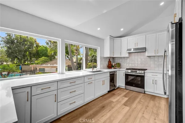 $1,730,000 | 2 Featherwood, Irvine, CA 92612