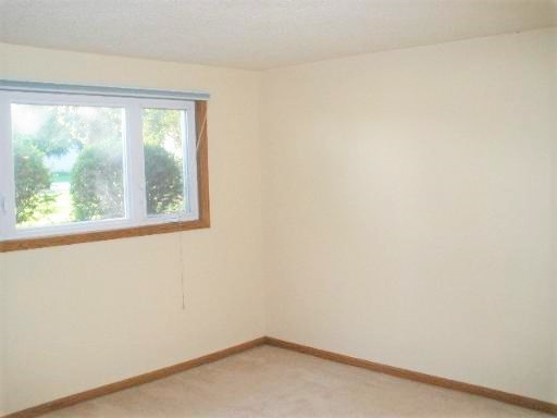 2297 North 2750W Road Kankakee, IL 60901 - Photo 22 of 29 a small space with a window