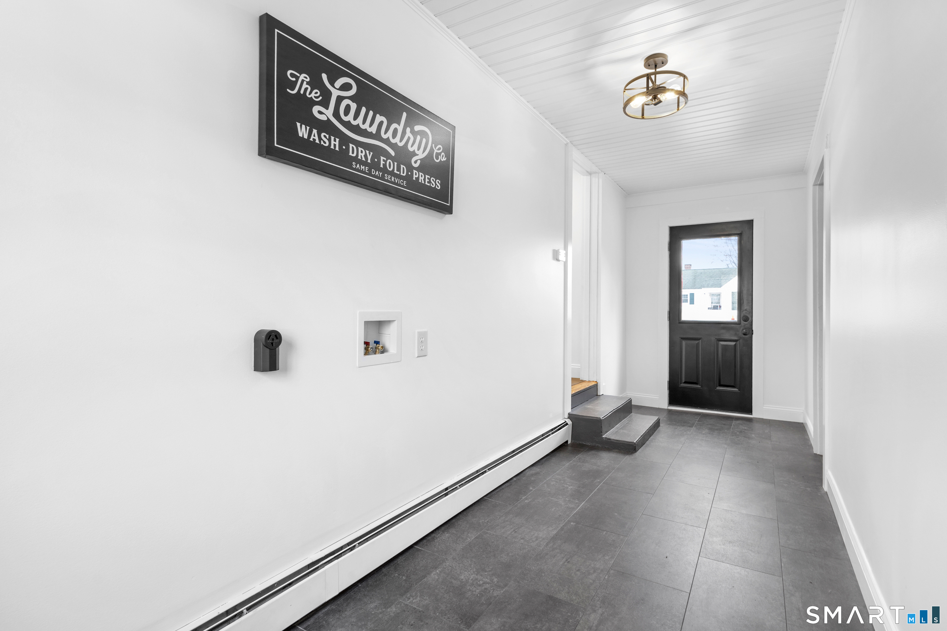 395 Maple Street Killingly, CT 06239 - Photo 18 of 28