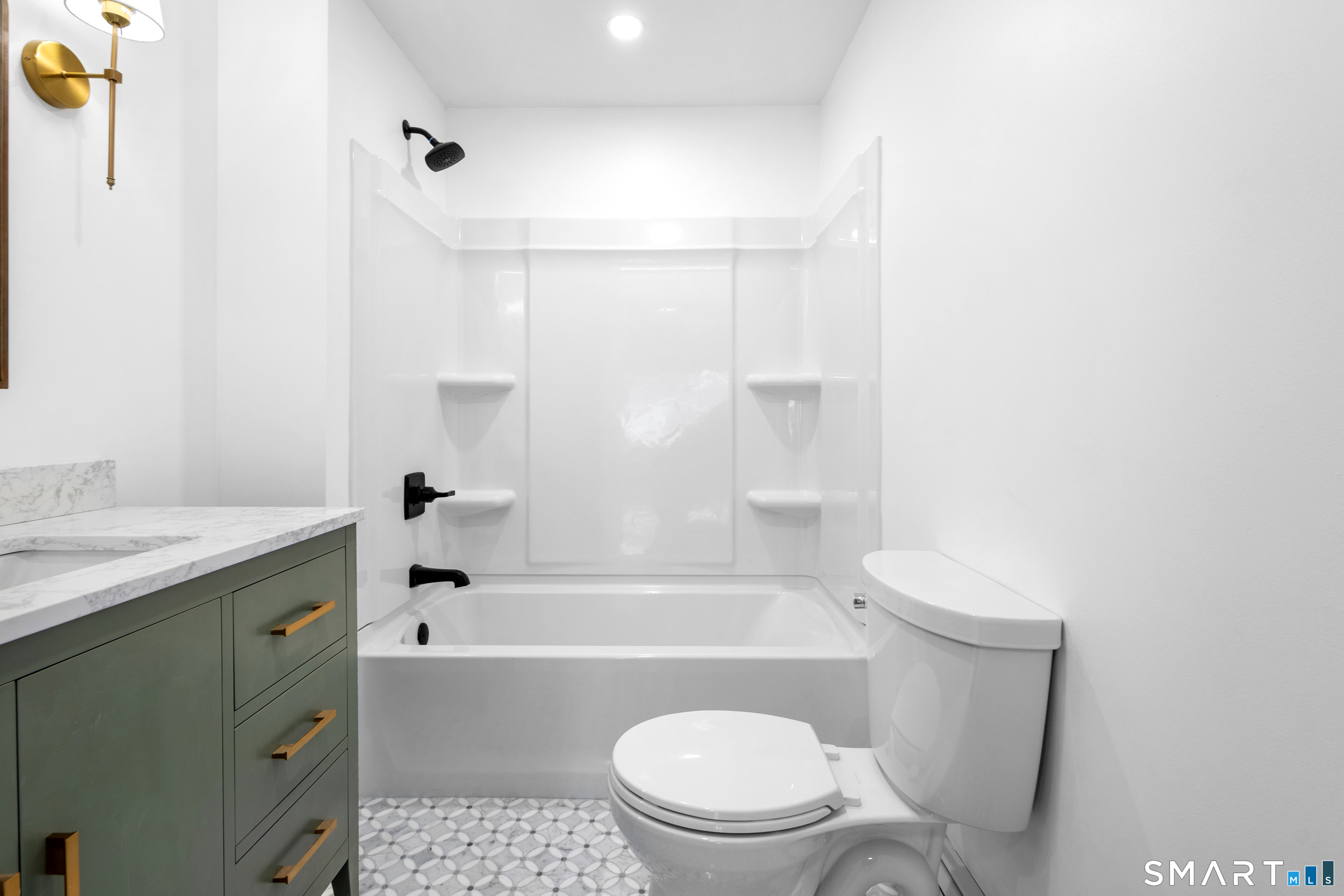 395 Maple Street Killingly, CT 06239 - Photo 9 of 28