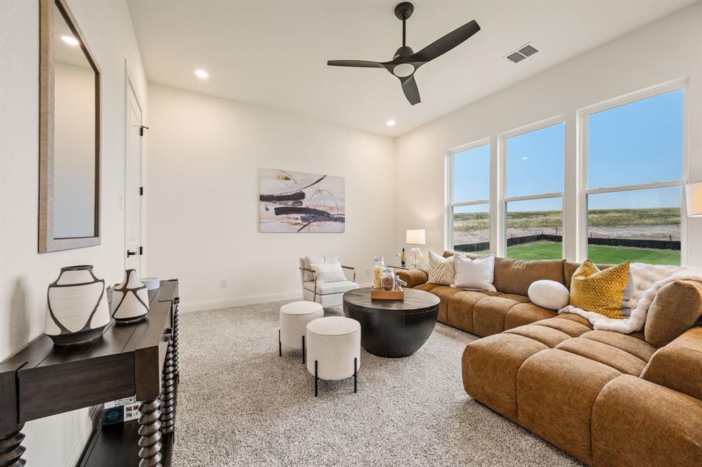 3006 Wheeler Branch Road Granbury, TX 76049 - Photo 22 of 29 Living room