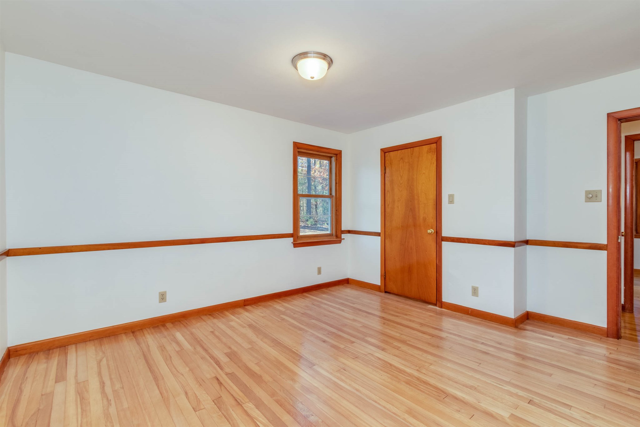 81 Ponemah Road Amherst, NH 03031 - Photo 14 of 39