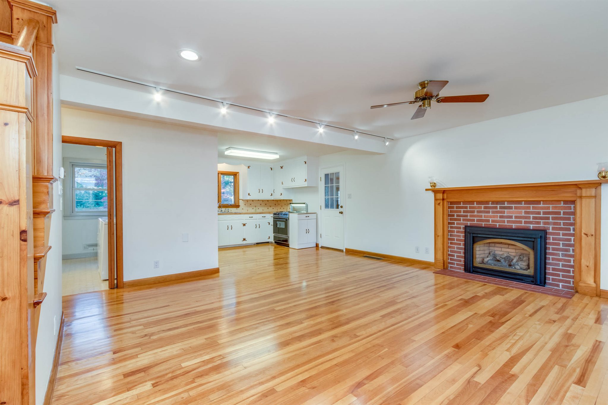 81 Ponemah Road Amherst, NH 03031 - Photo 25 of 39