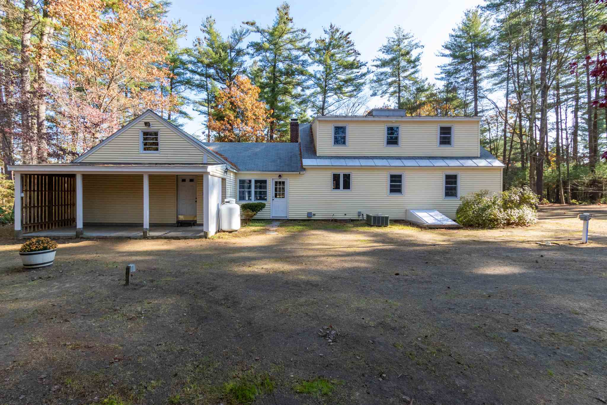 81 Ponemah Road Amherst, NH 03031 - Photo 28 of 39