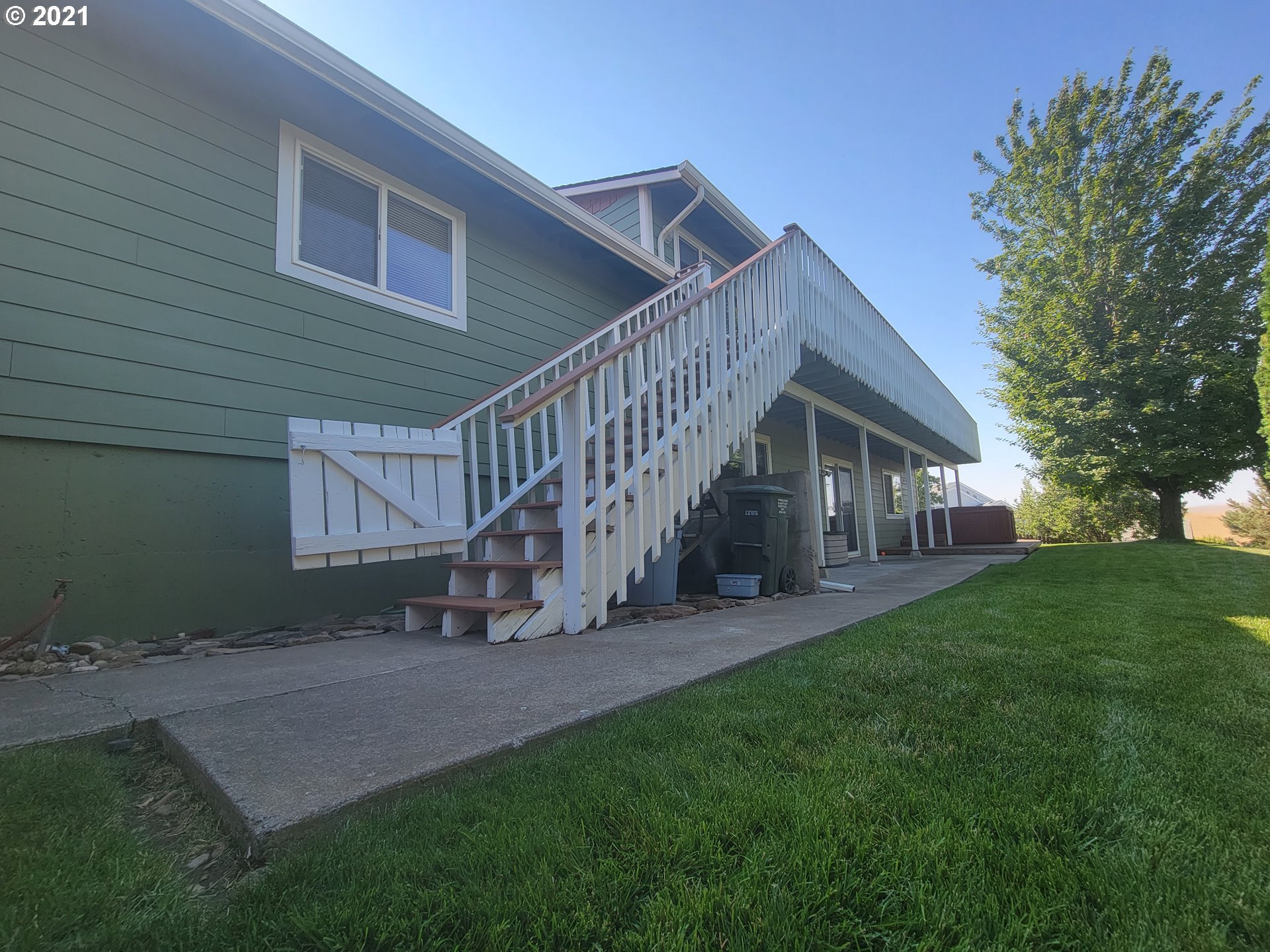 1902 Southwest Perkins Avenue Pendleton, OR 97801 - Photo 29 of 32 a view of a house with a yard