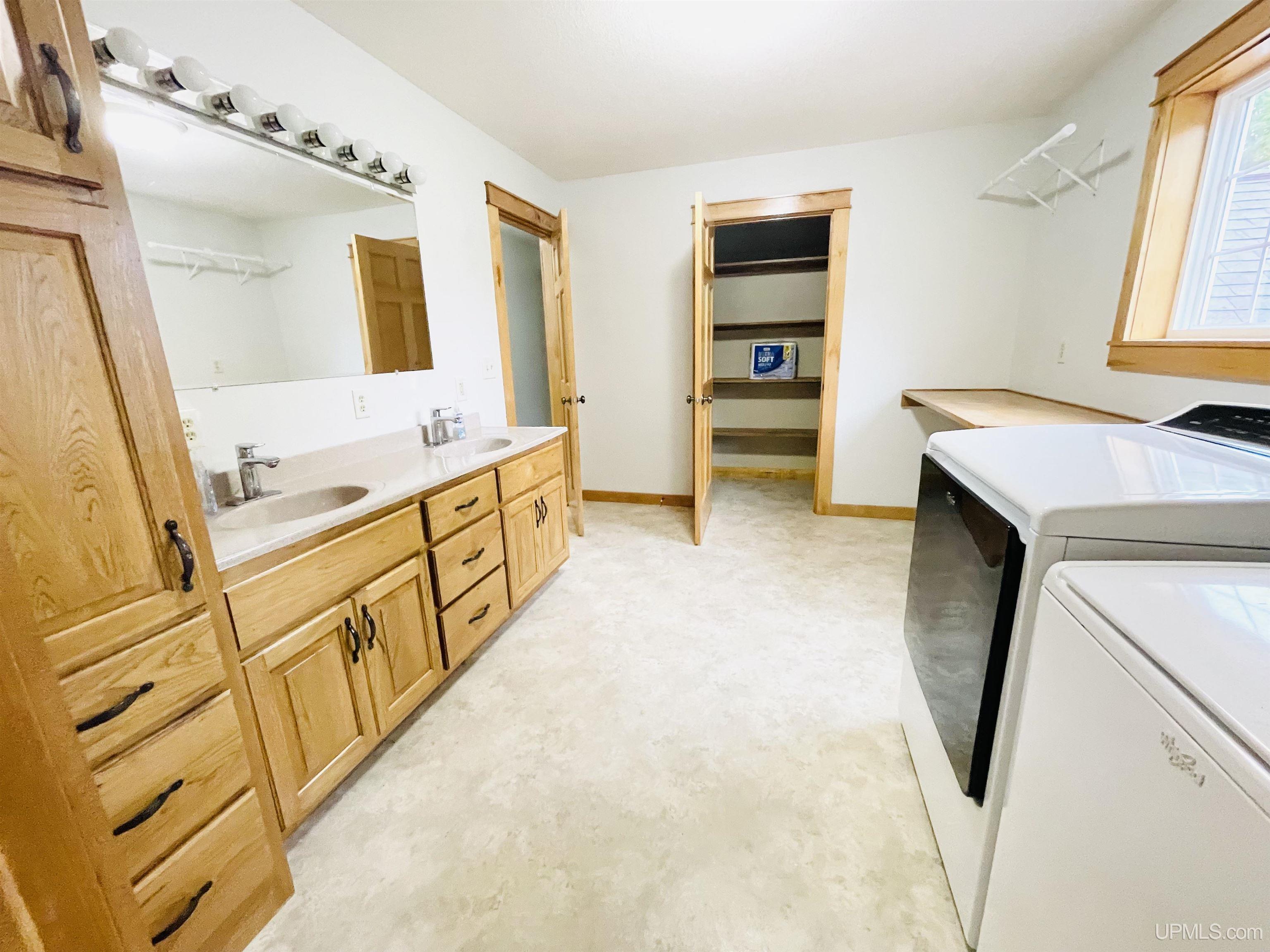 8297 32 Road Rapid River, MI 49878 - Photo 39 of 70 Gallery Image 39