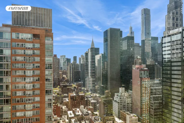 $2,395,000 | 250 East 54th Street, Unit 28A | Midtown East