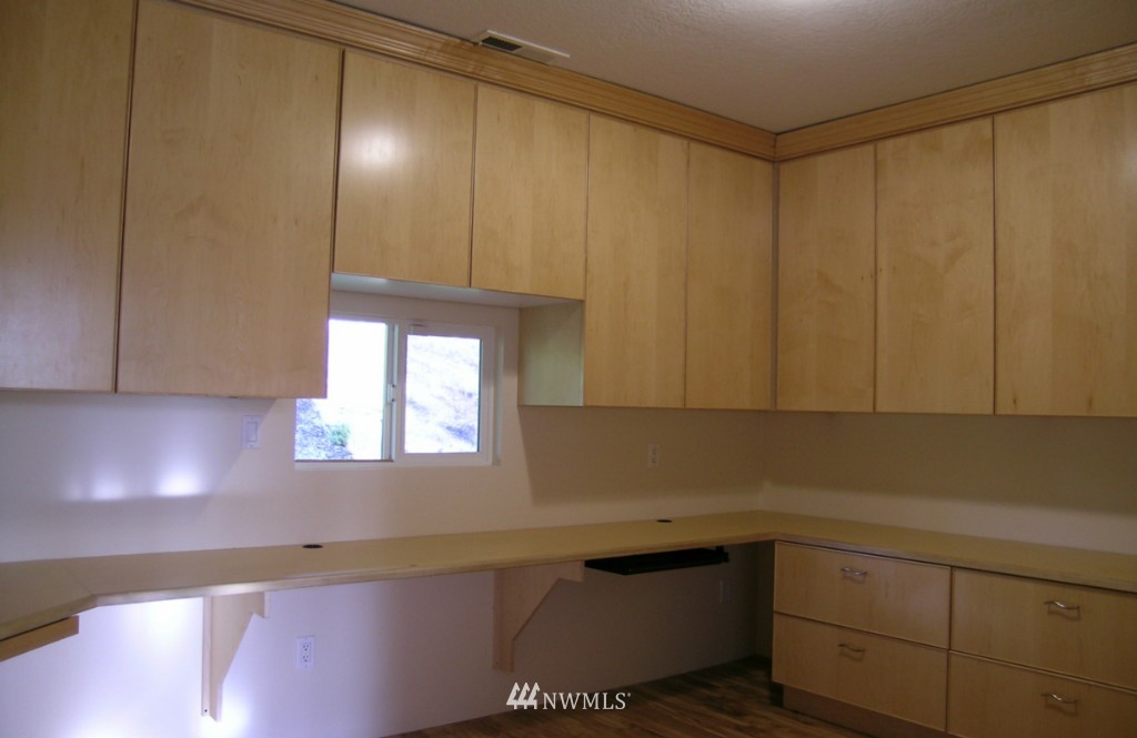 18526 Fales Road Snohomish, WA 98296 - Photo 23 of 24 Gallery Image 23