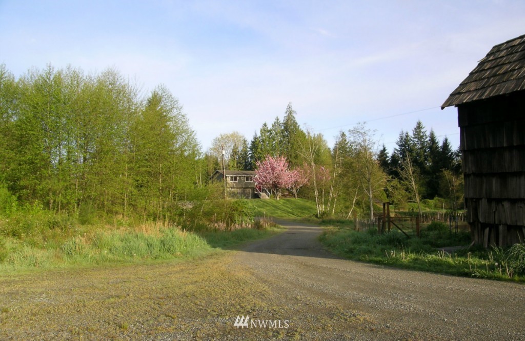 18526 Fales Road Snohomish, WA 98296 - Photo 9 of 24 Gallery Image 9