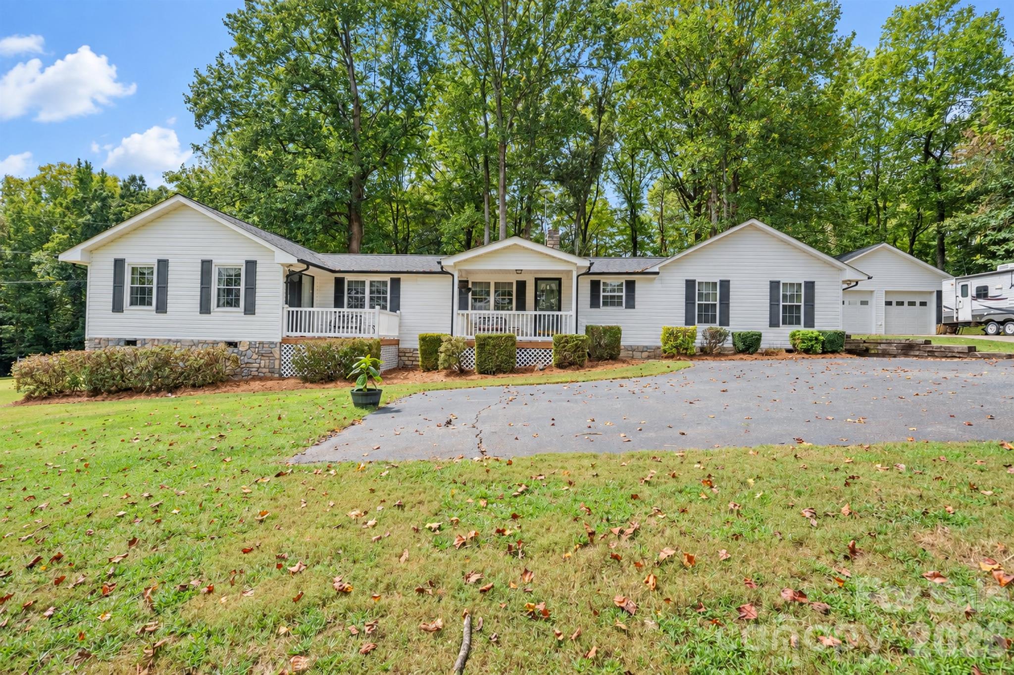 370 Shiloh Road Statesville, NC 28677 - Photo 1 of 47 Gallery Image 1