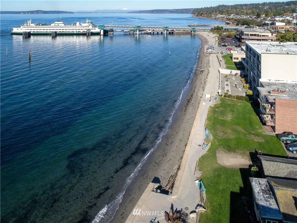 200 Beach Place, Unit 102 Edmonds, WA 98020 - Photo 24 of 25