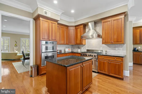 $1,835,000 | 7820 Cadbury Avenue, Potomac, MD 20854