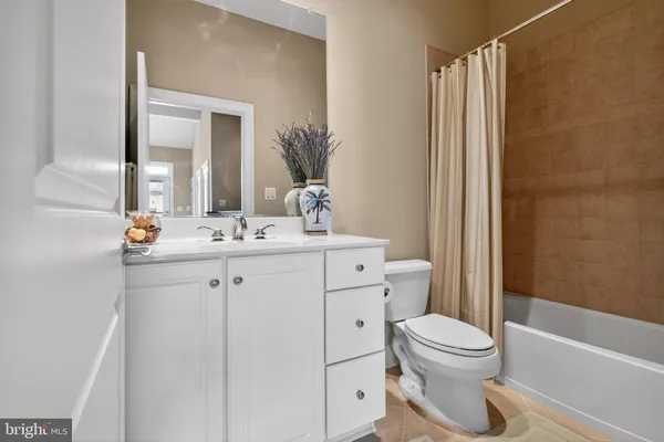 $1,835,000 | 7820 Cadbury Avenue, Potomac, MD 20854