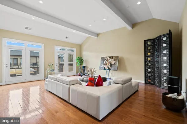 $1,835,000 | 7820 Cadbury Avenue, Potomac, MD 20854