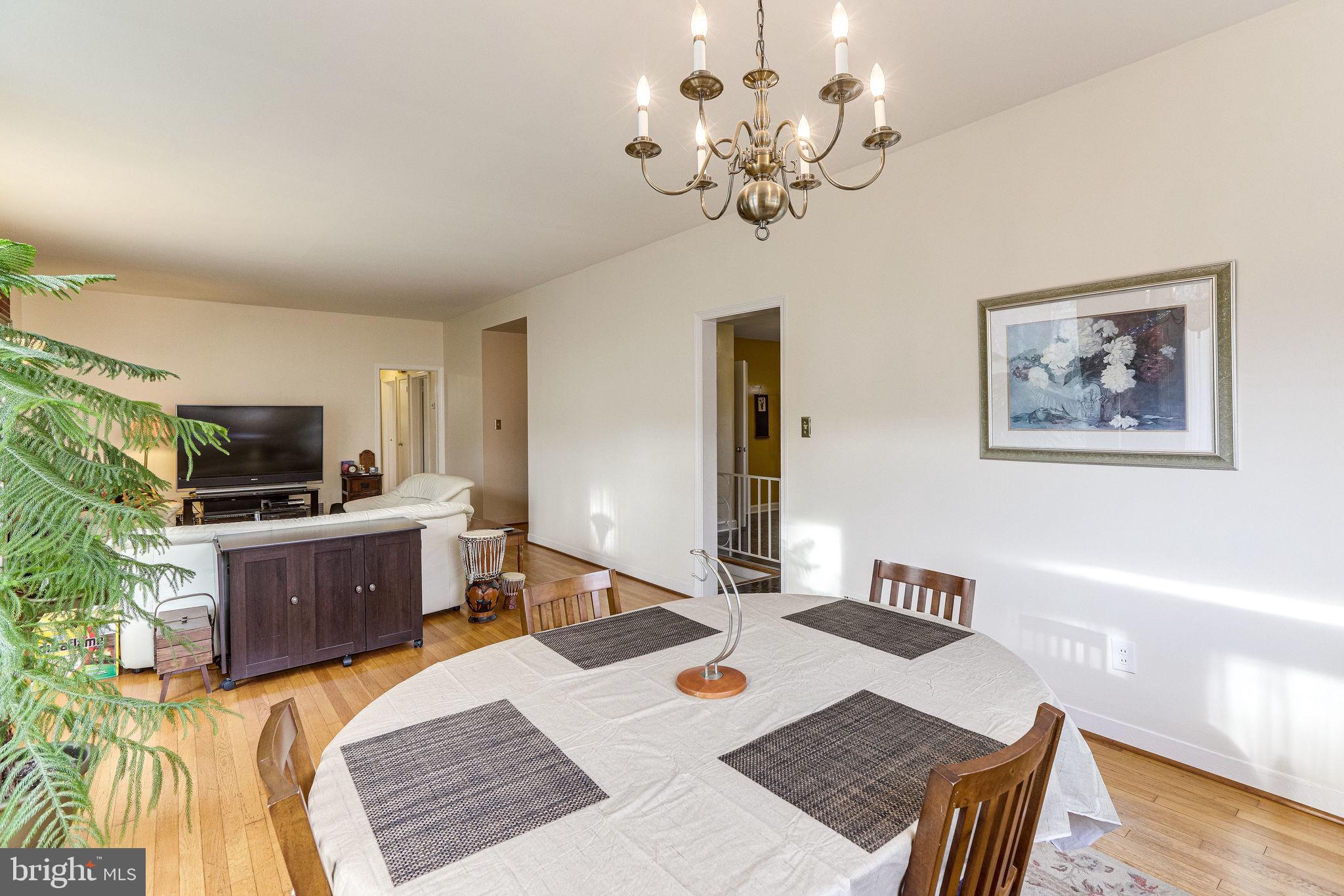 1212 Ballard Street Silver Spring, MD 20910 - Photo 11 of 41 Dining and living areas.