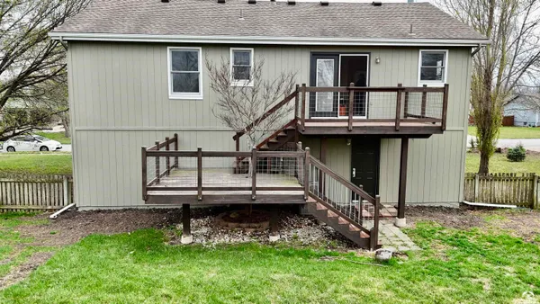 $355,000 | 33124 West 87th Terrace, De Soto, KS 66018