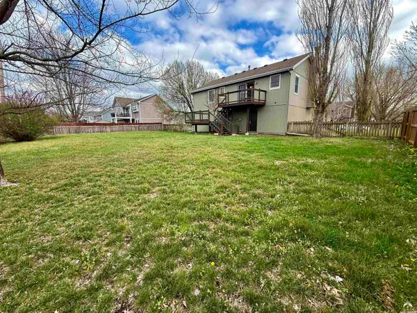 $355,000 | 33124 West 87th Terrace, De Soto, KS 66018