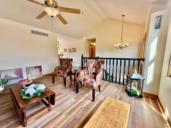 $355,000 | 33124 West 87th Terrace, De Soto, KS 66018
