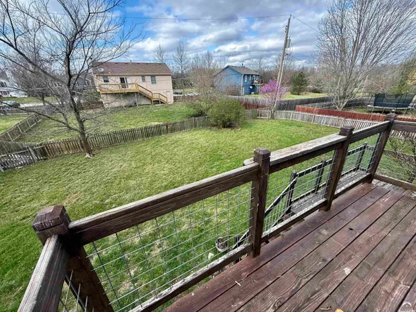 $355,000 | 33124 West 87th Terrace, De Soto, KS 66018