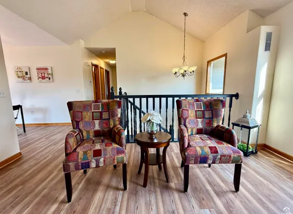 $355,000 | 33124 West 87th Terrace, De Soto, KS 66018