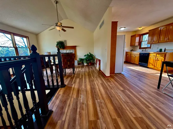 $355,000 | 33124 West 87th Terrace, De Soto, KS 66018