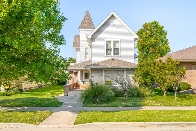 $165,000 | 317 North Walnut Street, Seymour, IN 47274