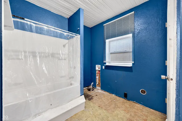 $165,000 | 317 North Walnut Street, Seymour, IN 47274