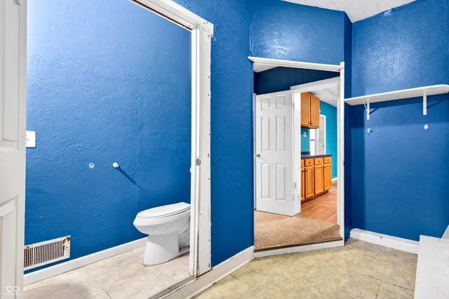 $165,000 | 317 North Walnut Street, Seymour, IN 47274