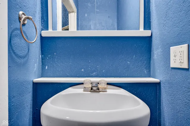 $165,000 | 317 North Walnut Street, Seymour, IN 47274