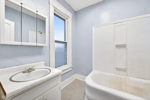 $165,000 | 317 North Walnut Street, Seymour, IN 47274