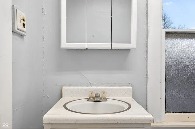 $165,000 | 317 North Walnut Street, Seymour, IN 47274