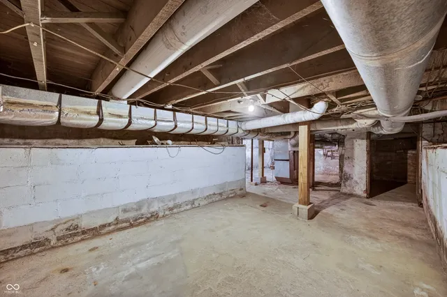 $165,000 | 317 North Walnut Street, Seymour, IN 47274